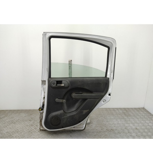 Дверь задняя правая бу для Fiat Panda  1.2 i,  2011 г. бу контрактные купить в Спб