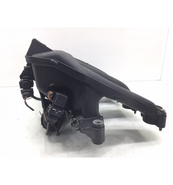 Коллектор впускной бу для BMW 1 E87/E81/E82/E88 2.0 TD,  2006 г. бу контрактные купить в Спб