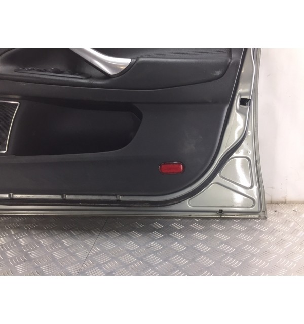 Дверь передняя правая бу для Ford Mondeo  2.0 i,  2007 г. бу контрактные купить в Спб