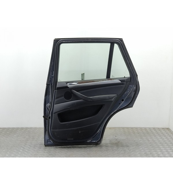 Дверь задняя правая бу для BMW X5 E70 3.0 TD,  2011 г. бу контрактные купить в Спб