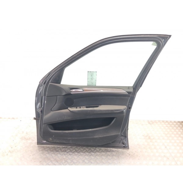 Дверь передняя правая бу для BMW X5 E70 3.0 TD,  2011 г. бу контрактные купить в Спб