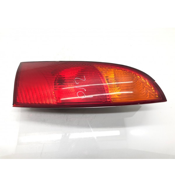 Фонарь задний правый бу для Ford Focus 1 1.8 i,  2004 г. бу контрактные купить в Спб