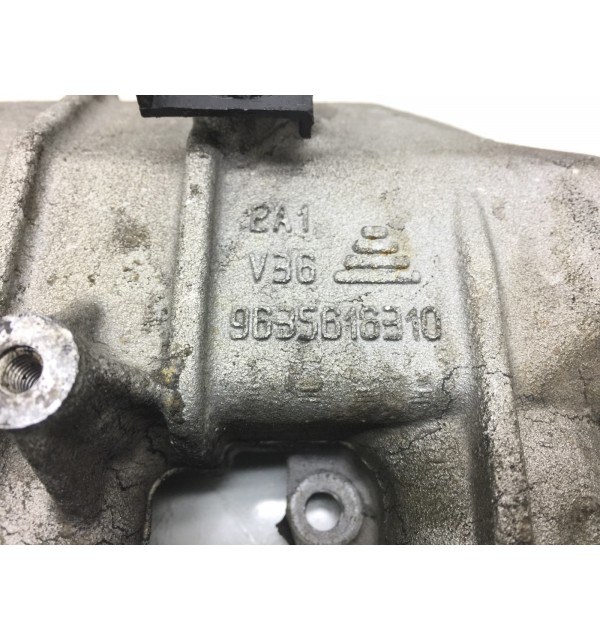 Коллектор впускной бу для Citroen Xsara Picasso  2.0 HDi,  2002 г. бу контрактные купить в Спб