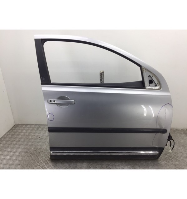 Дверь передняя правая бу для Nissan Qashqai  2.0 DCi,  2007 г. бу контрактные купить в Спб