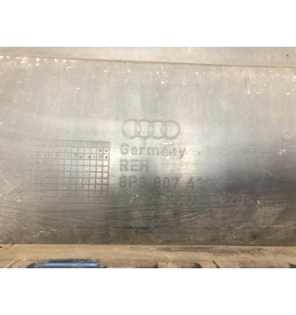 Бампер передний бу для Audi A3 8P 1.9 TDi,  2007 г.