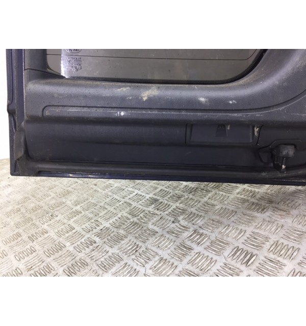 Крышка багажника бу для Land Rover Discovery 3 2.7 TD,  2006 г. бу контрактные купить в Спб