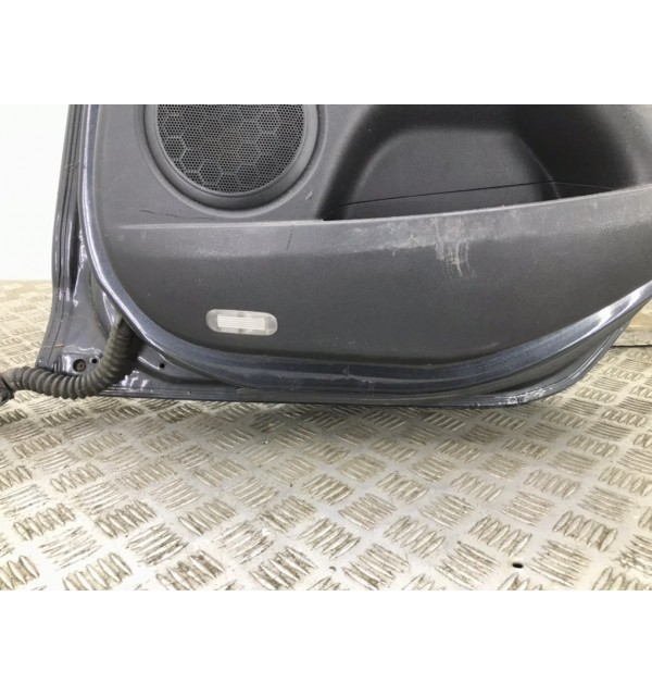 Дверь задняя правая бу для Renault Megane  1.5 DCi,  2010 г. бу контрактные купить в Спб