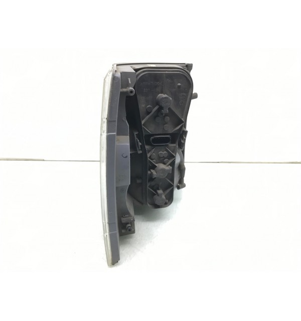 Фонарь задний правый бу для Land Rover Range Rover  3.0 TD,  2003 г. бу контрактные купить в Спб