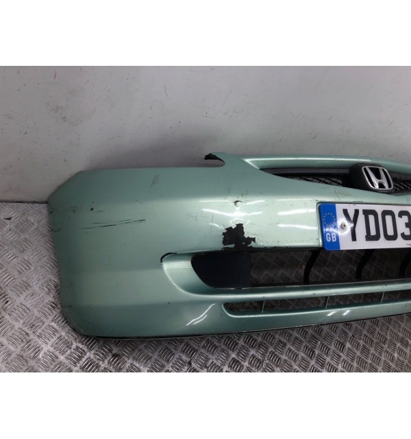 Бампер передний бу для Honda Jazz  1.3 i,  2003 г. бу контрактные купить в Спб