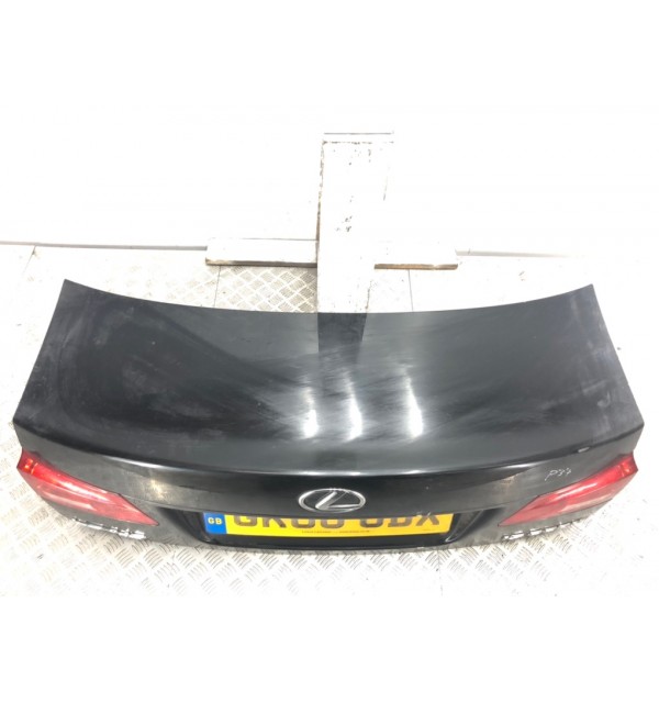 Крышка багажника бу для Lexus IS  2.2 TD,  2005 г. бу контрактные купить в Спб