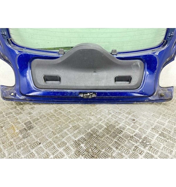 Крышка багажника бу для Peugeot 206  1.6 i,  2000 г. бу контрактные купить в Спб