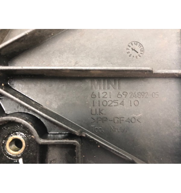 Полка аккумулятора бу для Mini One R50 1.6 i,  2006 г. бу контрактные купить в Спб