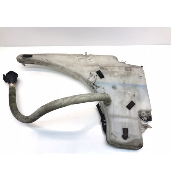 Бачок омывателя бу для BMW 1 E87/E81/E82/E88 1.6 i,  2004 г. бу контрактные купить в Спб