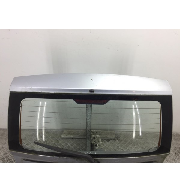 Крышка багажника бу для Daihatsu Charade  1.0 i,  2003 г. бу контрактные купить в Спб