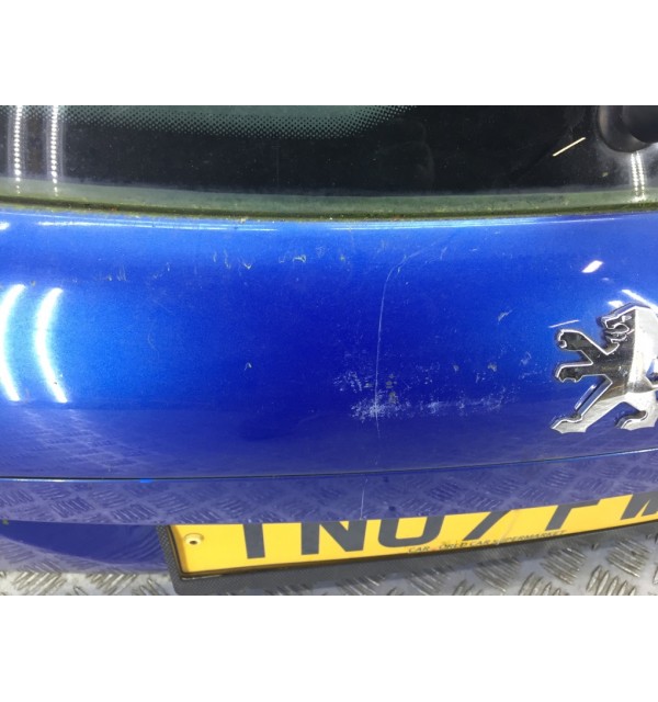 Крышка багажника бу для Peugeot 207  1.6 i,  2007 г. бу контрактные купить в Спб