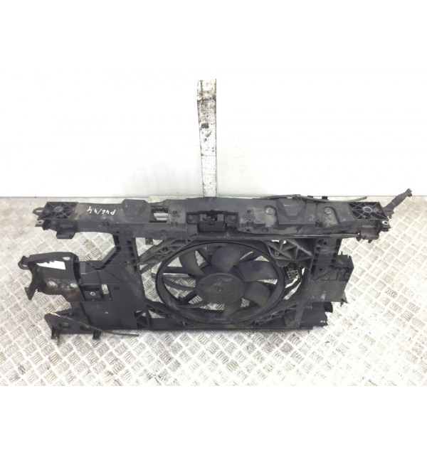 Панель передняя (телевизор) бу для Renault Megane  1.6 i,  2009 г. бу контрактные купить в Спб