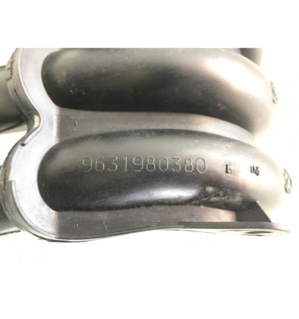Коллектор впускной бу для Peugeot 206  1.4 i,  2001 г. бу контрактные купить в Спб