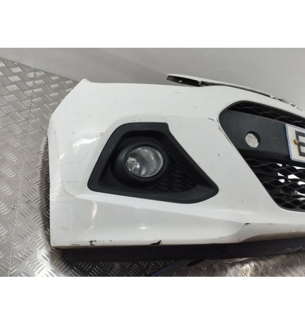 Бампер передний бу для Hyundai i10  1.0 i,  2014 г. бу контрактные купить в Спб