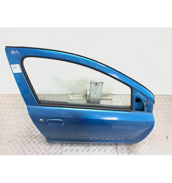 Дверь передняя правая бу для Suzuki Alto  1.0 i,  2011 г. бу контрактные купить в Спб
