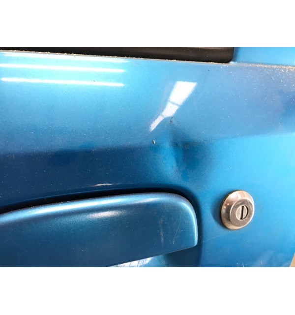 Дверь передняя левая бу для Suzuki Alto  1.0 i,  2011 г. бу контрактные купить в Спб