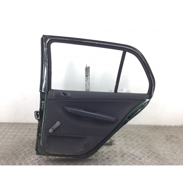 Дверь задняя правая бу для Skoda Fabia  1.9 SDi,  2004 г. бу контрактные купить в Спб
