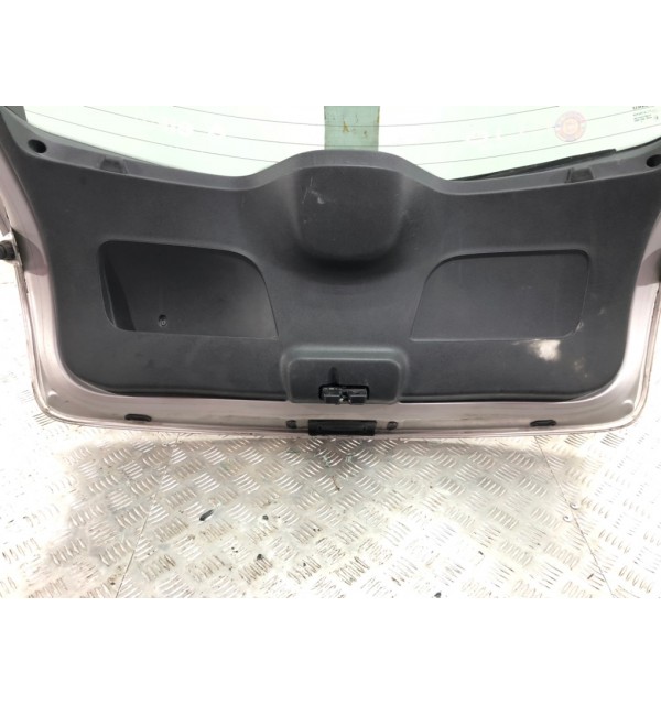 Крышка багажника бу для Renault Clio  1.4 i,  2006 г. бу контрактные купить в Спб
