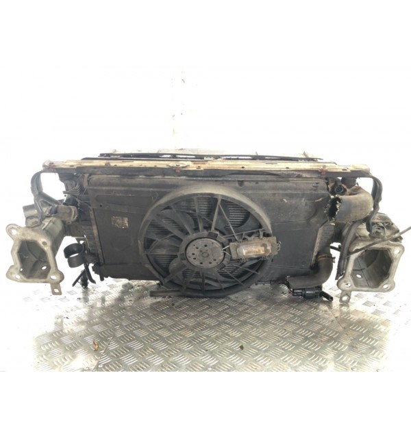 Кассета радиаторов бу для Volvo S40  2.0 TD,  2004 г. бу контрактные купить в Спб