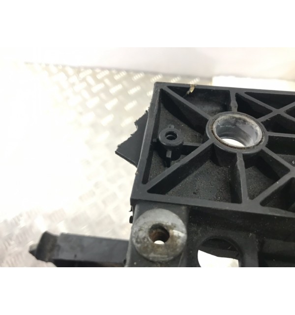 Панель передняя (телевизор) бу для Renault Megane  1.5 DCi,  2009 г. бу контрактные купить в Спб