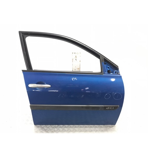 Дверь передняя правая бу для Renault Megane  1.5 DCi,  2006 г. бу контрактные купить в Спб
