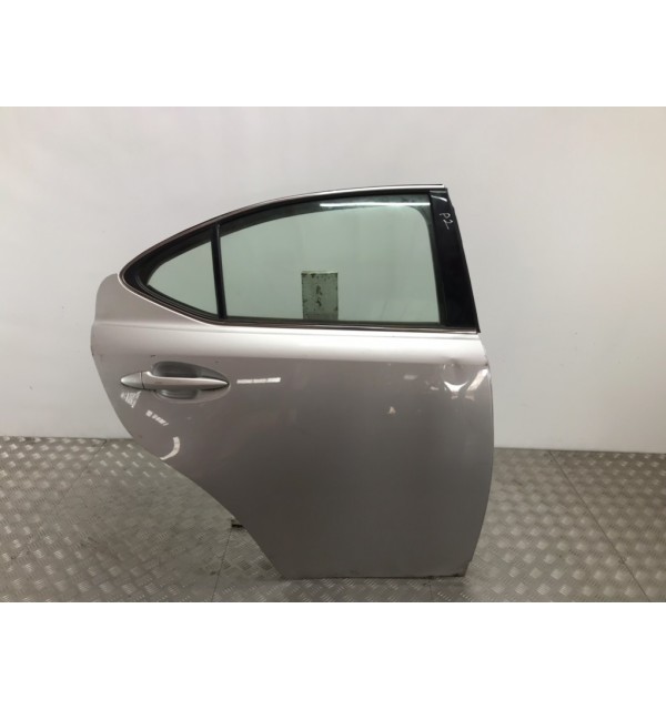 Дверь задняя правая бу для Lexus IS  2.2 TD,  2008 г. бу контрактные купить в Спб