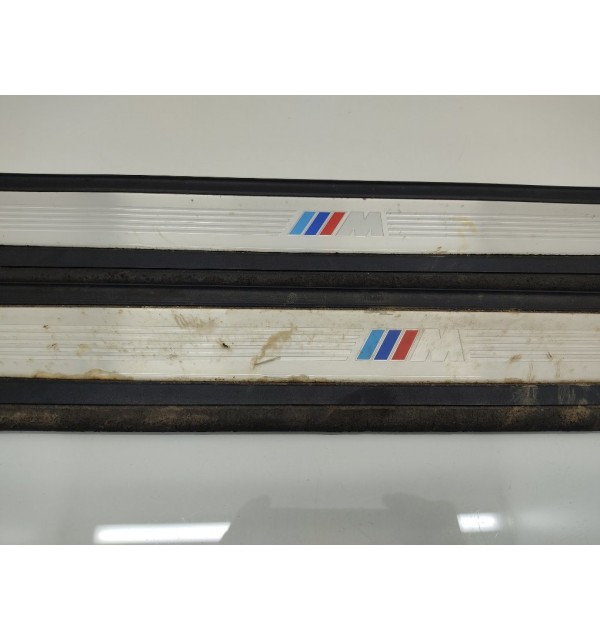 Накладка на порог бу для BMW 3 E90/E91/E92/E93 2.0 i,  2007 г. бу контрактные купить в Спб