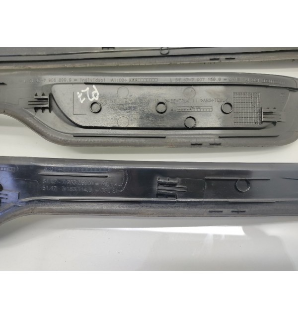 Накладка на порог бу для BMW 3 E90/E91/E92/E93 2.0 i,  2007 г. бу контрактные купить в Спб