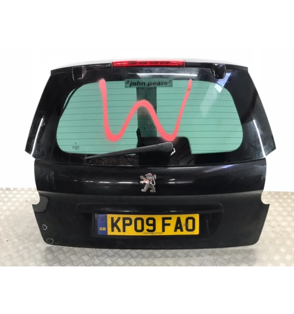 Крышка багажника бу для Peugeot 207  1.6 HDi,  2009 г. бу контрактные купить в Спб