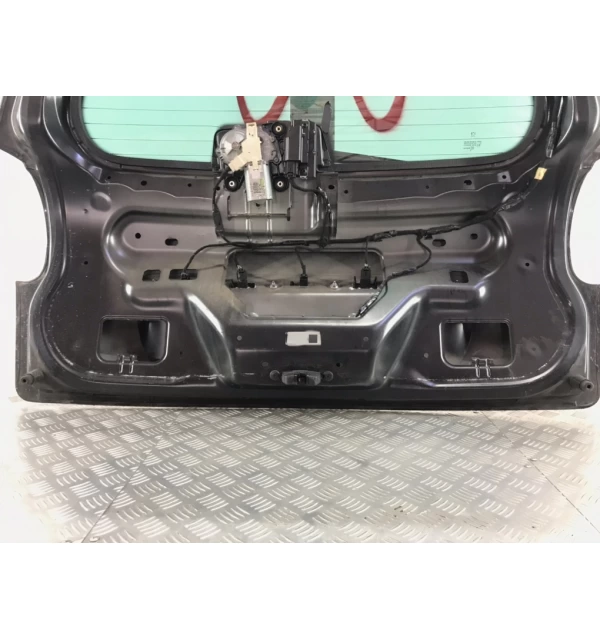 Крышка багажника бу для Peugeot 207  1.6 HDi,  2009 г. бу контрактные купить в Спб