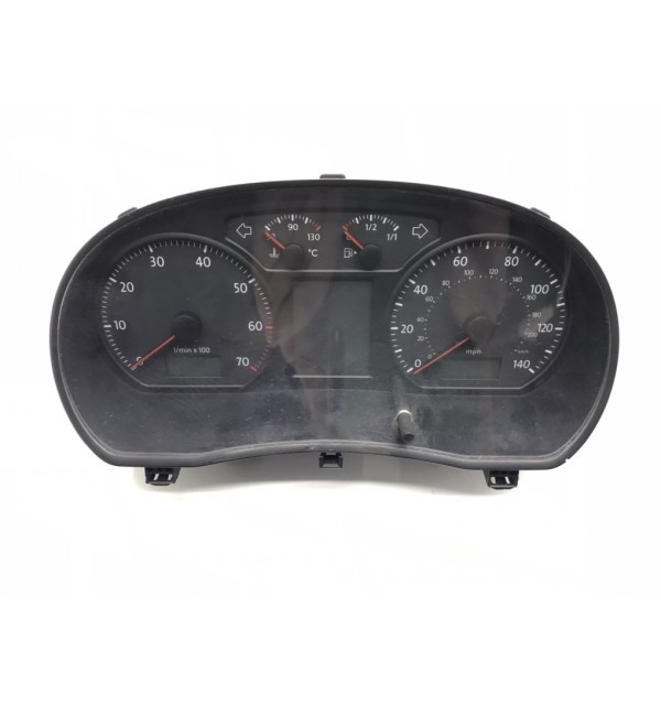 Щиток приборов (приборная панель) бу для Volkswagen Polo  1.2 i,  2006 г. бу контрактные купить в Спб