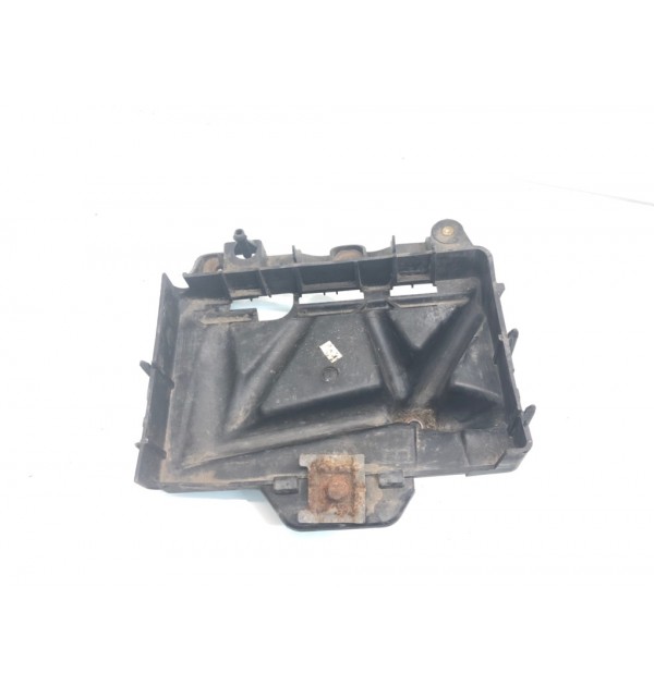 Полка аккумулятора бу для Skoda Fabia  1.2 i,  2008 г. бу контрактные купить в Спб