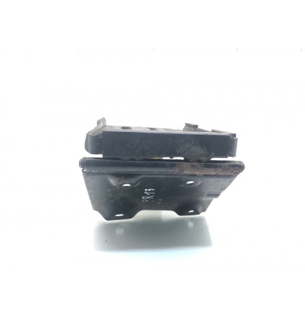 Полка аккумулятора бу для Volvo C70  2.0 Ti,  2005 г. бу контрактные купить в Спб