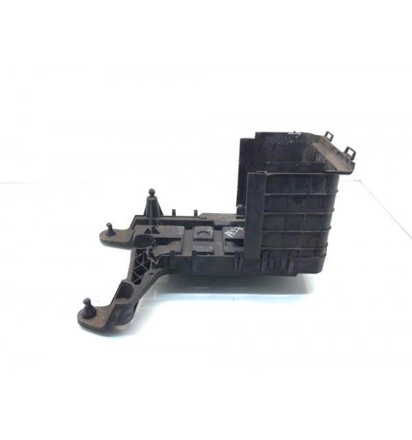 Полка аккумулятора бу для Audi A3 8P 2.0 TDi,  2005 г. бу контрактные купить в Спб