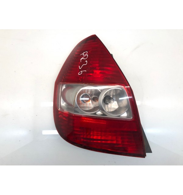 Фонарь задний левый бу для Honda Jazz  1.3 i,  2003 г. бу контрактные купить в Спб