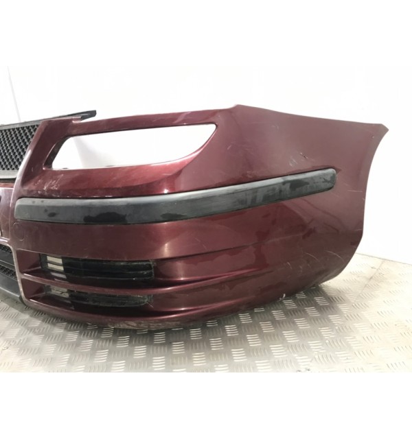 Бампер передний бу для Fiat Ulysse  2.0 JTD,  2004 г. бу контрактные купить в Спб