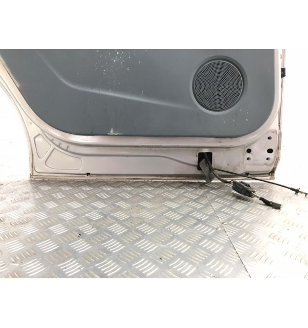 Дверь задняя левая бу для Ford Grand C-Max  2.0 TDCi,  2011 г. бу контрактные купить в Спб