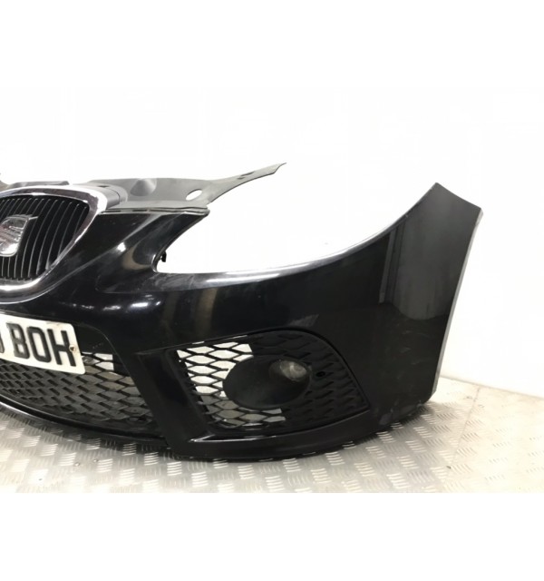 Бампер передний бу для Seat Leon  2.0 TDi,  2008 г. бу контрактные купить в Спб