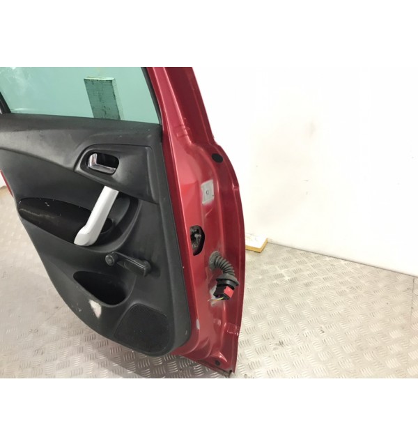 Дверь задняя левая бу для Citroen C3  1.4 HDi,  2010 г. бу контрактные купить в Спб