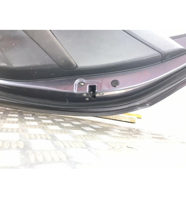 Дверь задняя правая бу для Hyundai i20  1.4 CRDi,  2011 г. бу контрактные купить в Спб
