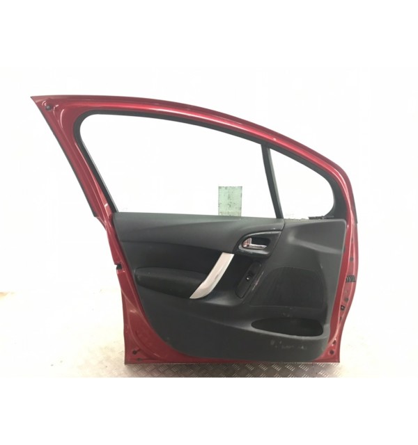 Дверь передняя левая бу для Citroen C3  1.4 HDi,  2010 г. бу контрактные купить в Спб