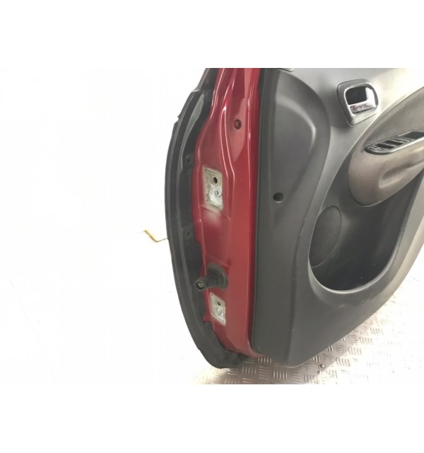 Дверь передняя правая бу для Citroen C3 Picasso  1.6 HDi,  2010 г. бу контрактные купить в Спб