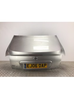 Крышка багажника бу для Nissan Micra K12 1.6 i, 2006 г.
