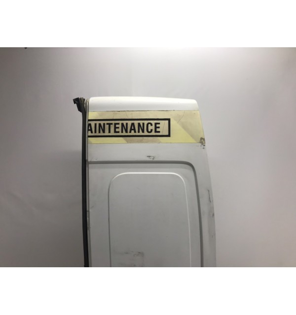 Дверь задняя распашная правая бу для Nissan Primastar  2.0 DCi,  2007 г. бу контрактные купить в Спб