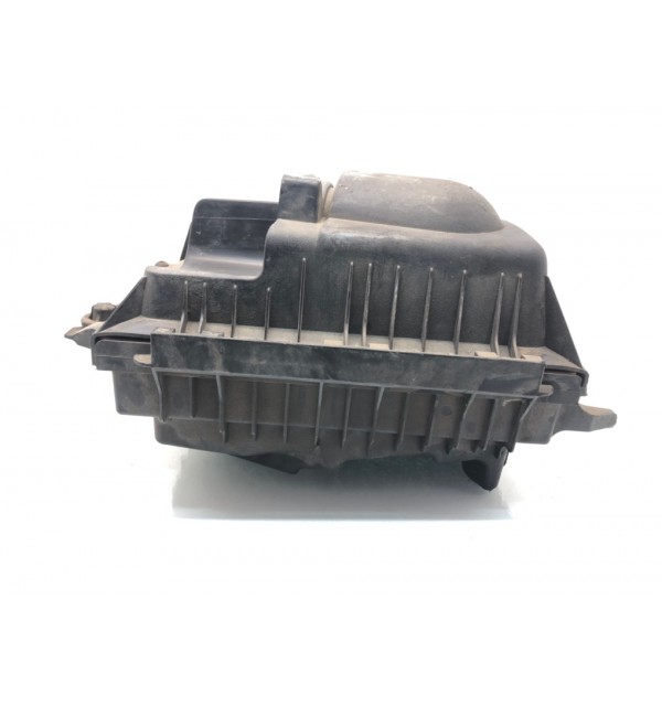 Корпус воздушного фильтра бу для Nissan Primastar  2.0 DCi,  2007 г. бу контрактные купить в Спб
