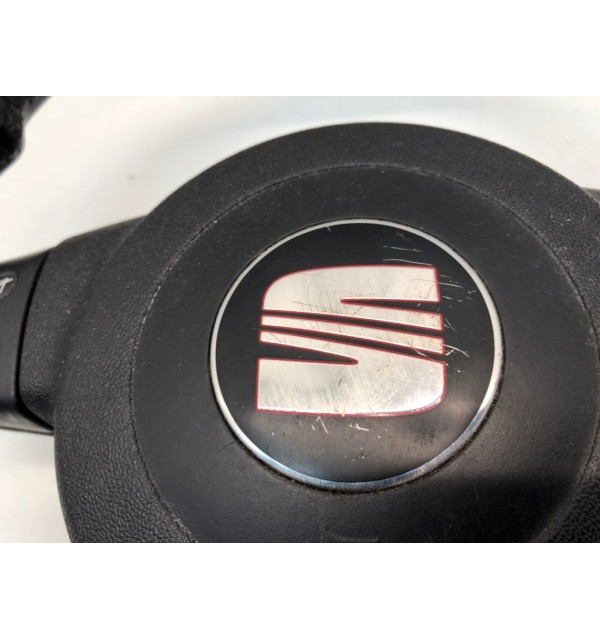 Руль бу для Seat Leon  2.0 TDi,  2008 г. бу контрактные купить в Спб